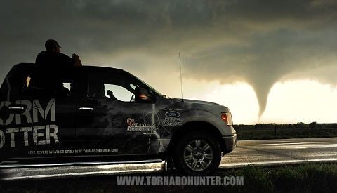 STORM CHASERS